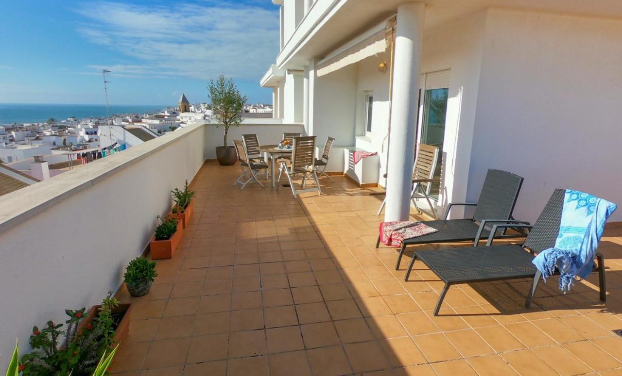 Terraza Trafalgar Apartamento Tipo Penthouse Con Enorme Terraza Y Vistas Al Mar Конил-де-ла-Фронтера Екстериор снимка